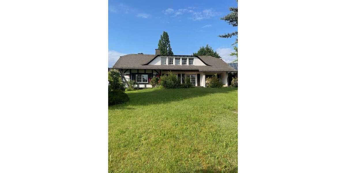 Einfamilienhaus Dreieich - 8 Zimmer, 230 m&sup2;, 4.000&euro; | Angebot:27196719