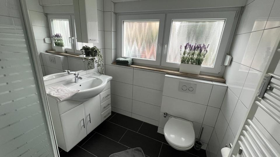 Wohnen auf Zeit Korb - 3 Zimmer, 60 m&sup2;, 150&euro; | Angebot:25540333