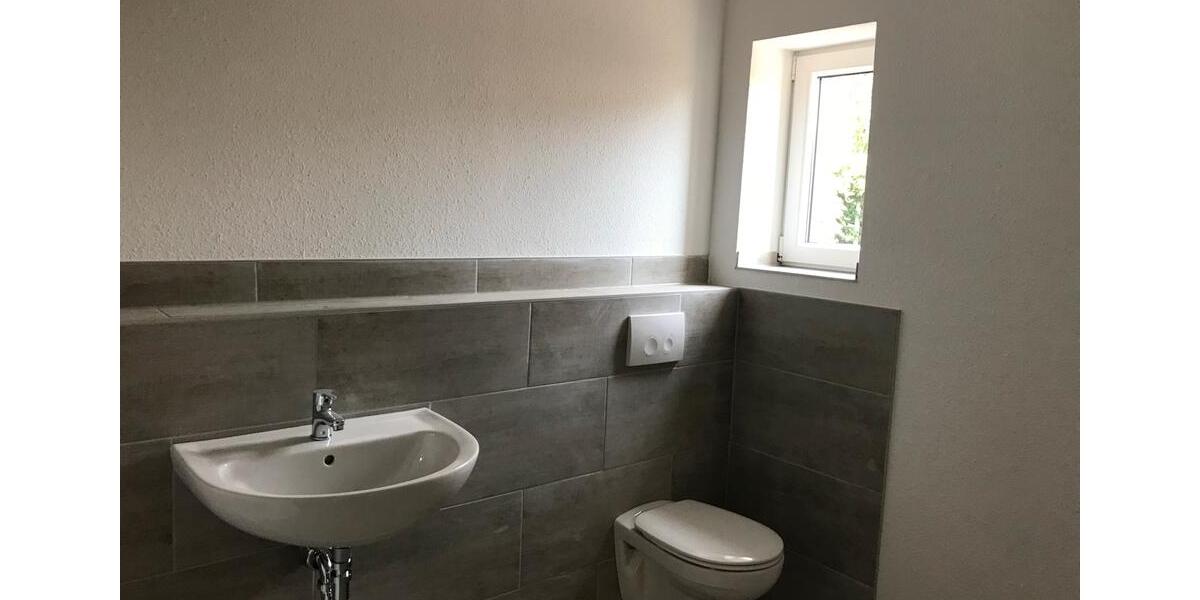 Wohnen auf Zeit Nettetal - 5 Zimmer, 15 m&sup2;, 400&euro; | Angebot:24438096