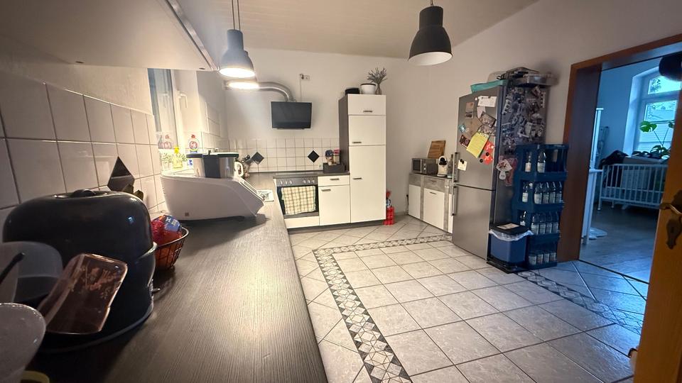 Große 3-Zi.-Whg. im EG mit Garten & eigenen Innenhof 3 zimmer