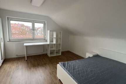 Wohnung Stuttgart Feuerbach - 1 Zimmer, 17 m&sup2;, 590&euro; | Angebot:27160573