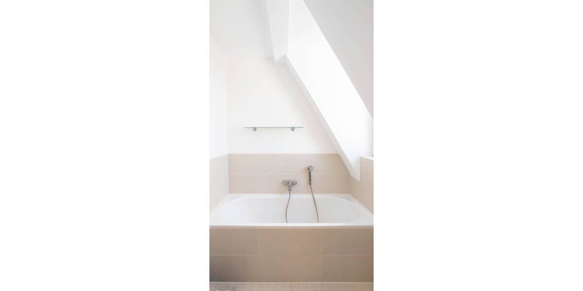 Terrassenwohnung Berlin Charlottenburg - 2 Zimmer, 131 m&sup2;, 1.990&euro; | Angebot:26162850