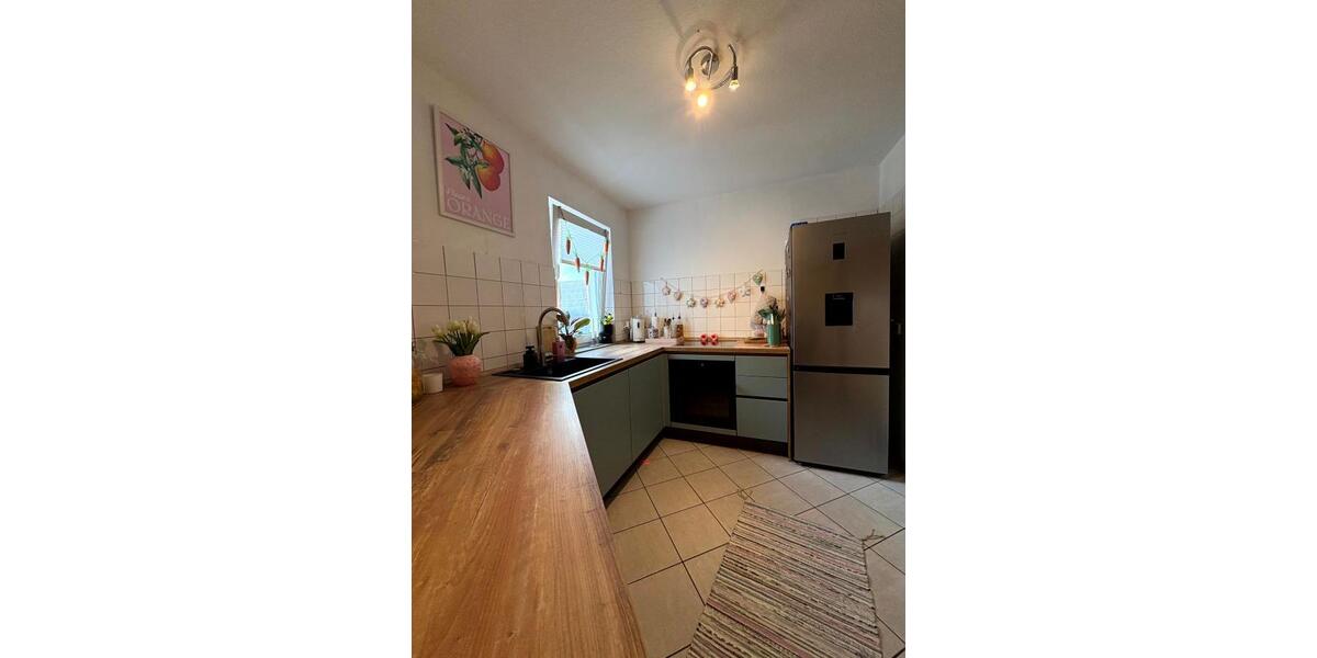 Sonnige 3,5 Z., Balkon, Küche, Diele, Bad, Gäste Bad. HWR. EGre - 3.5 Plettenberg | Angebot:25931702