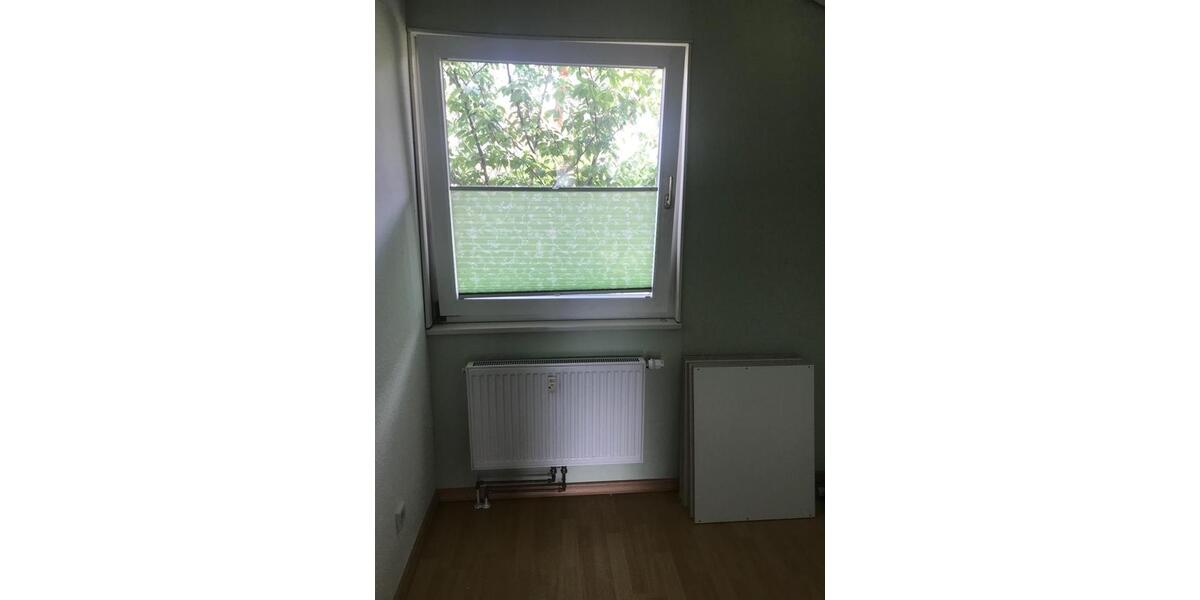 Dachgeschoßwohnung Engen - 3.5 Zimmer, 100 m&sup2;, 1.200&euro; | Angebot:26652378
