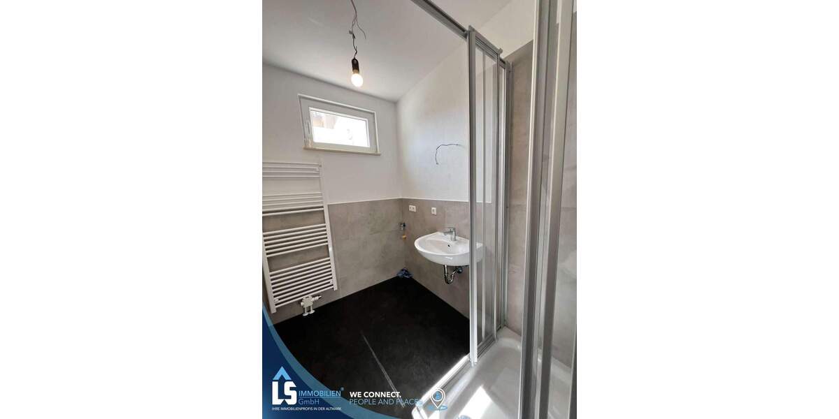 Etagenwohnung Tangermünde - 2 Zimmer, 74 m&sup2;, 633&euro; | Angebot:25914983