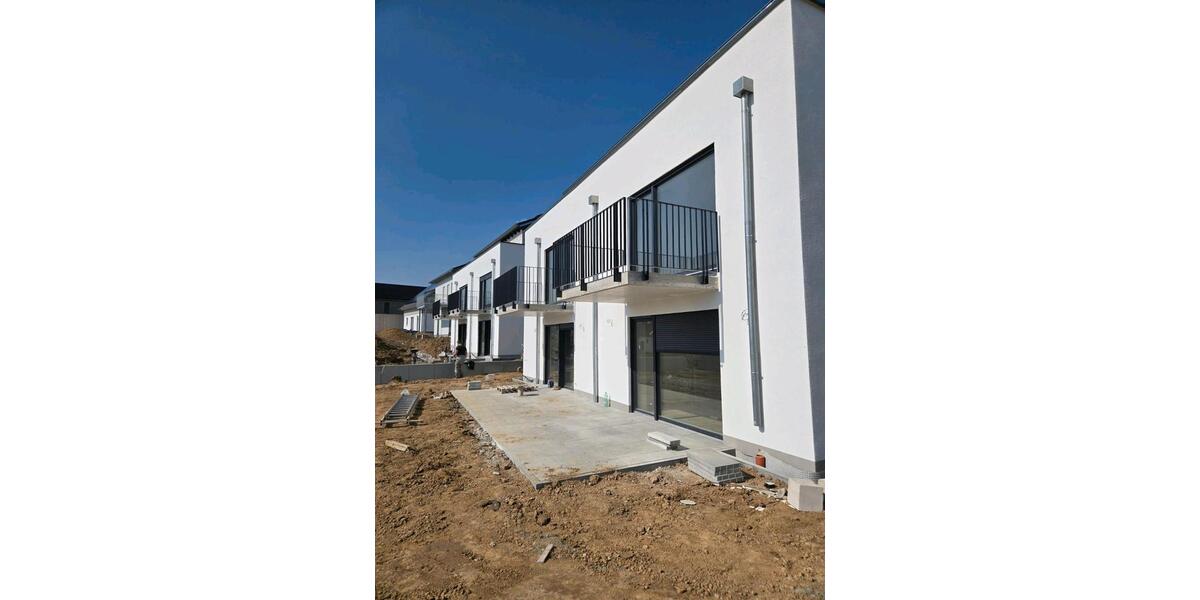 Erdgeschoßwohnung Buchen (Odenwald) - 4 Zimmer, 130 m&sup2;, 1.500&euro; | Angebot:25867109