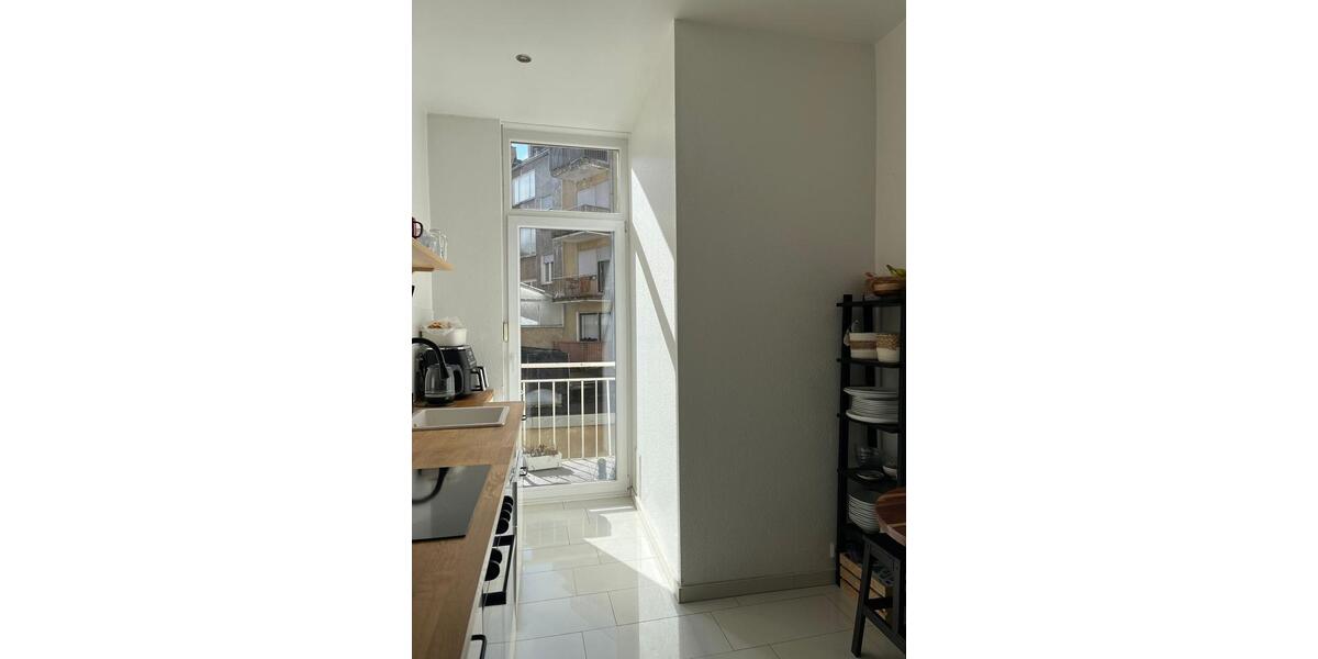 Etagenwohnung Saarbrücken - 4 Zimmer, 105 m&sup2;, 1.250&euro; | Angebot:25958793