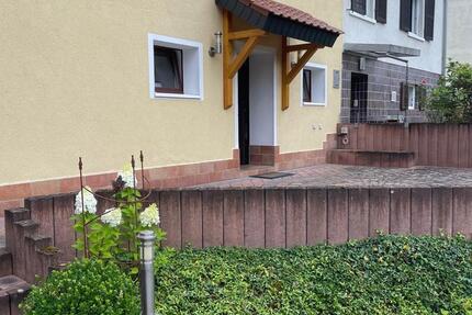 1-Zimmer-Wohnung mit Terrasse & Einbauküche 1 zimmer