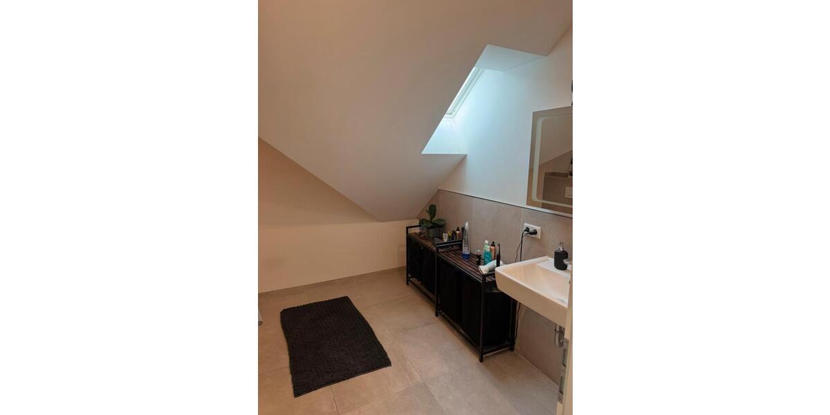 Dachgeschoßwohnung Paderborn Univiertel - 3 Zimmer, 85 m&sup2;, 960&euro; | Angebot:25399977