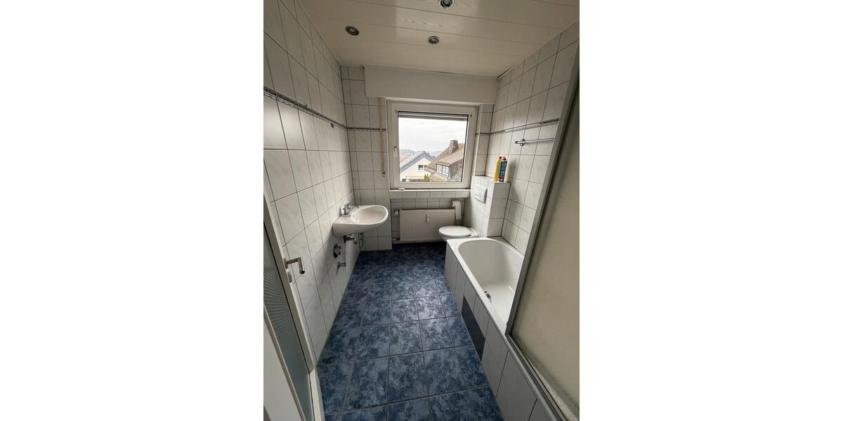 Etagenwohnung Bad Driburg - 3 Zimmer, 81 m&sup2;, 650&euro; | Angebot:26040278