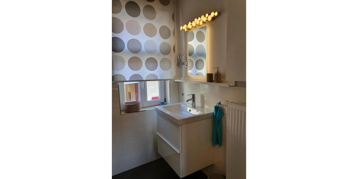 Wohnen auf Zeit Wiesbaden Mainz-Amöneburg - 2 Zimmer, 38 m&sup2;, 840&euro; | Angebot:25872793