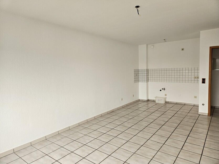 Helle 2- Zimmer- Wohnung *Stellplatz