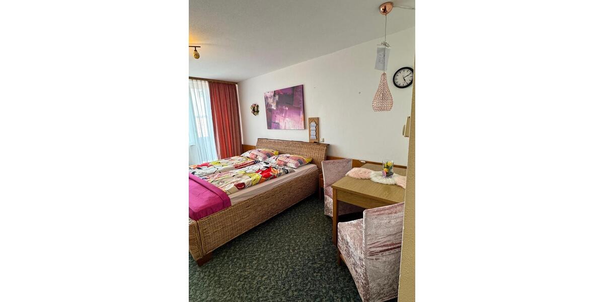 Etagenwohnung Vohenstrauß - 1 Zimmer, 35 m&sup2;, 500&euro; | Angebot:26294840