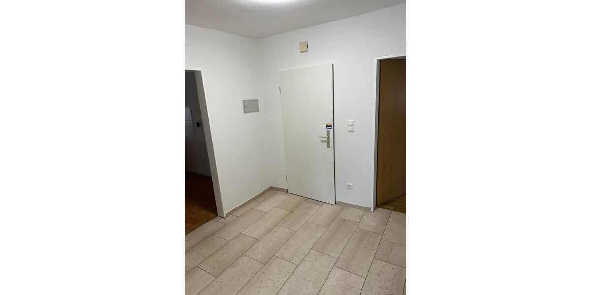 Etagenwohnung Bettenfeld - 3 Zimmer, 75 m&sup2;, 650&euro; | Angebot:26380823