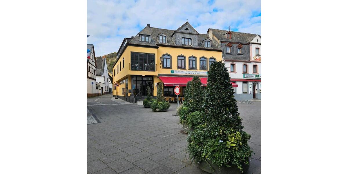 KOBERN-GONDORF, Schulstr. 2, hübsche Wohnung im 1. OG mit EBK 2 zimmer