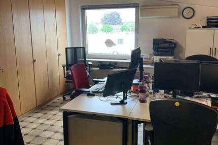 Büro in Sandhausen 500 € 81 m²