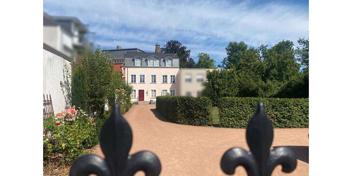 Einfamilienhaus Saarlouis - 5 Zimmer, 135 m&sup2;, 1.760&euro; | Angebot:23262566