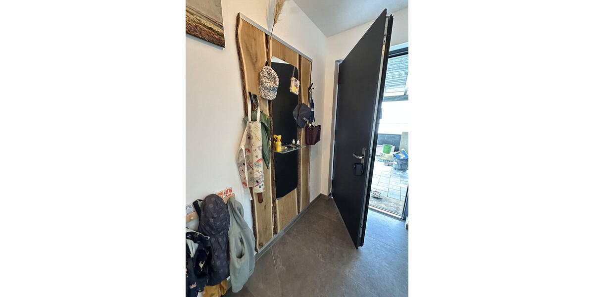 Einfamilienhaus Sankt Katharinen (Landkreis Neuwied) - 7 Zimmer, 180 m&sup2;, 2.950&euro; | Angebot:26806002