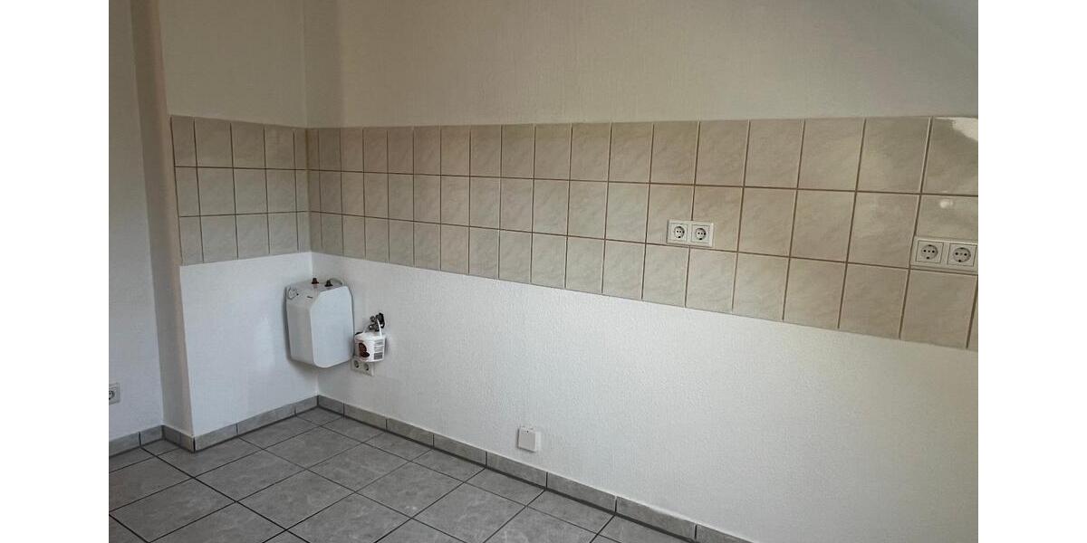 Dachgeschoßwohnung Döbeln - 3 Zimmer, 64 m&sup2;, 365&euro; | Angebot:26381467