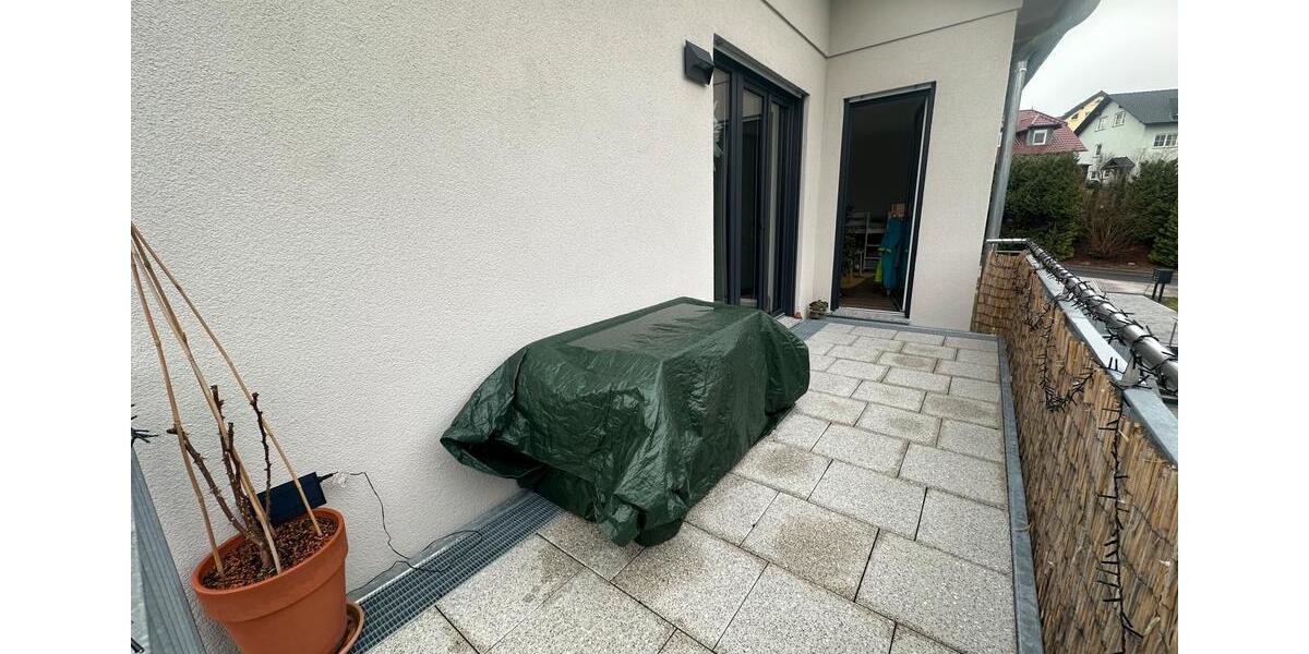 Dachgeschoßwohnung Suhl Aue 1 - 4 Zimmer, 115 m&sup2;, 1.500&euro; | Angebot:25475896