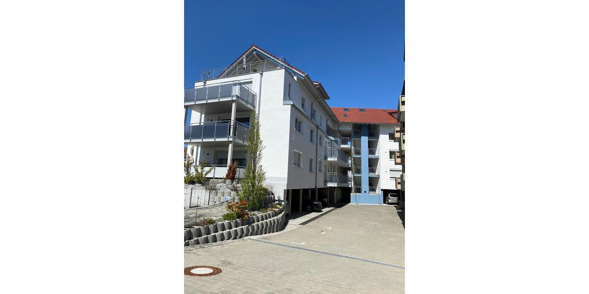 Etagenwohnung Radolfzell am Bodensee - 3 Zimmer, 97 m&sup2;, 1.000&euro; | Angebot:26565330