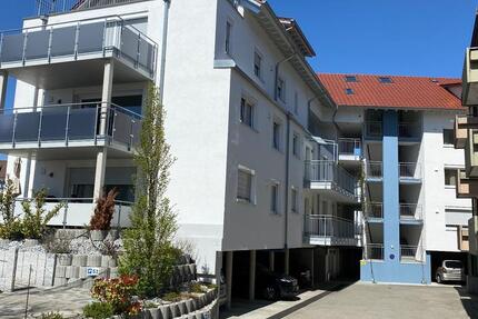 Wohnung Radolfzell am Bodensee - 3 Zimmer, 97 m&sup2;, 1.000&euro; | Angebot:26565330