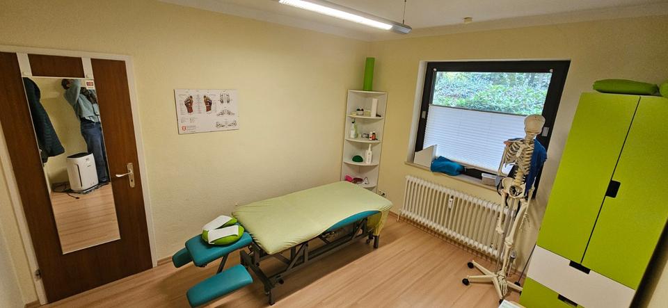 Attraktive Büro-Praxiseinheit in Isernhagen HB zimmer