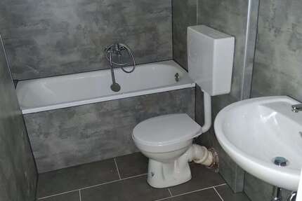 Wohnung Oberhausen Schwarze Heide - 2 Zimmer, 44 m&sup2;, 375&euro; | Angebot:27030011