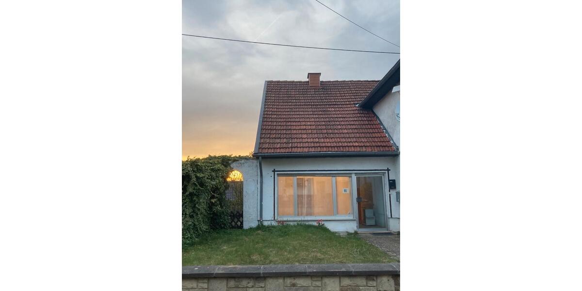 Erdgeschoßwohnung Schillingen - 1 Zimmer, 20 m&sup2;, 300&euro; | Angebot:26465447