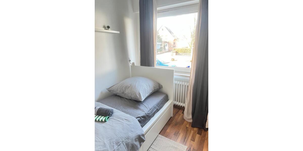Erdgeschoßwohnung Troisdorf Bergheim - 3 Zimmer, 80 m&sup2;, 1.550&euro; | Angebot:26001872