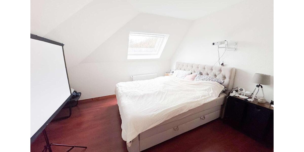 Dachgeschoßwohnung Jünkerath - 3 Zimmer, 90 m&sup2;, 800&euro; | Angebot:26637854