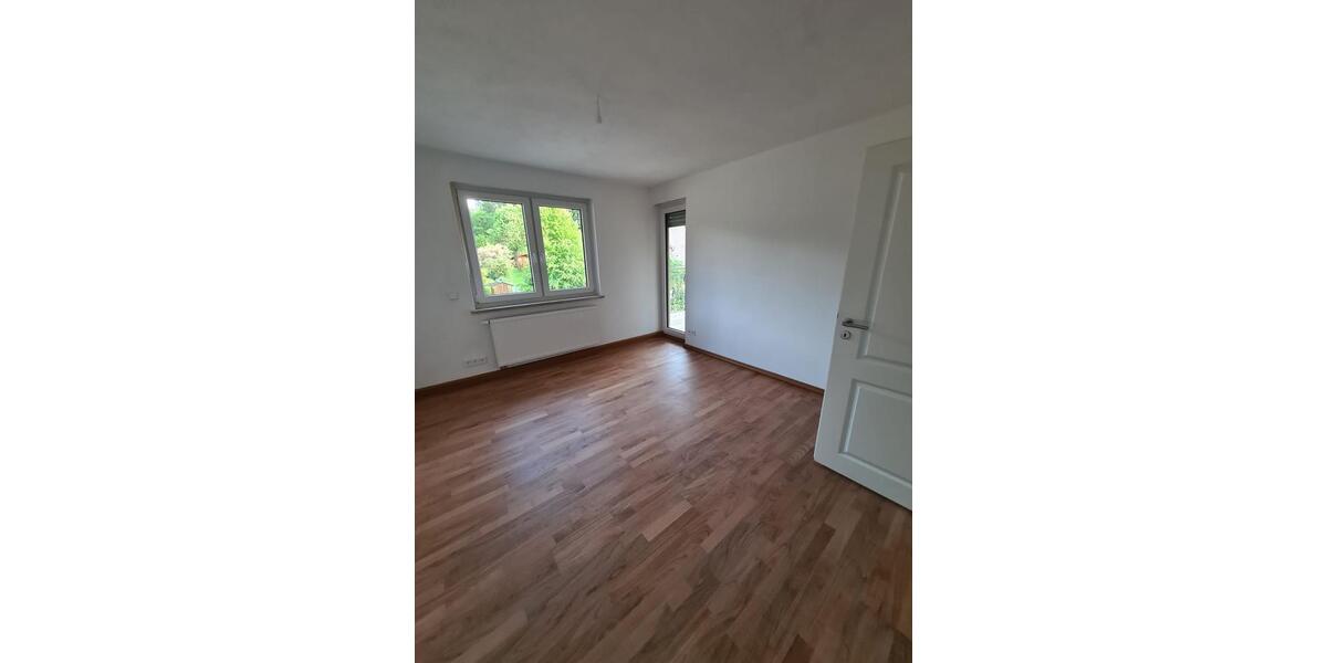 Etagenwohnung Fuchsmühl - 3 Zimmer, 80 m&sup2;, 840&euro; | Angebot:26592816