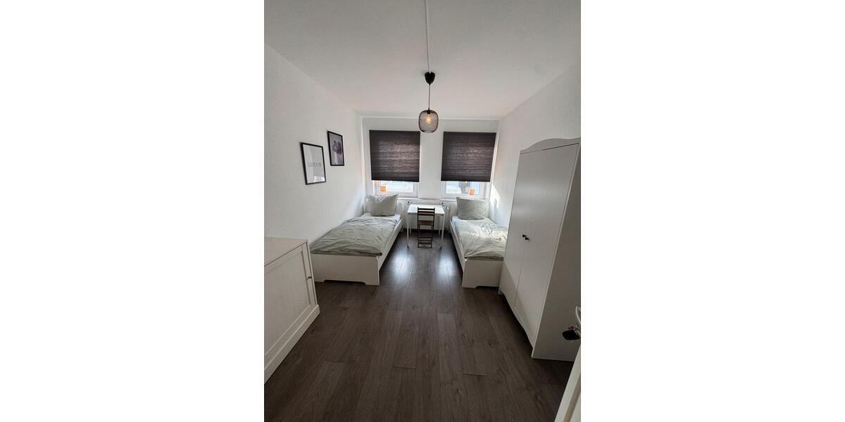 Wohnen auf Zeit Duisburg Beeck - 13 Zimmer, 20 m&sup2;, 20&euro; | Angebot:24606180