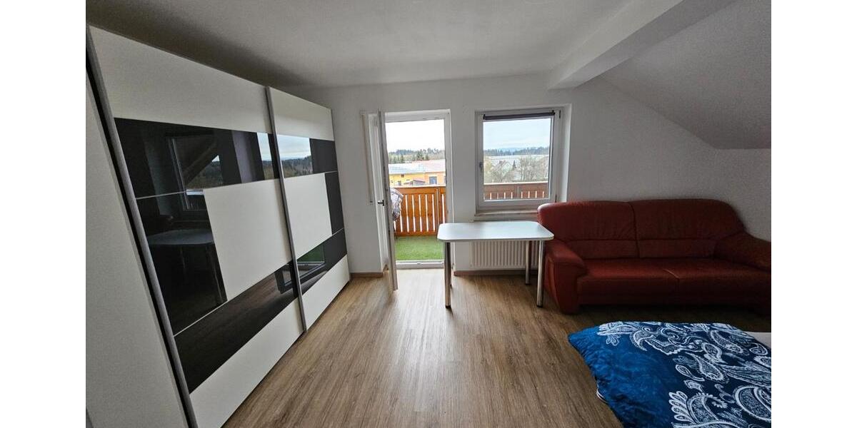 Etagenwohnung Nabburg - 3 Zimmer, 32 m&sup2;, 400&euro; | Angebot:25879213