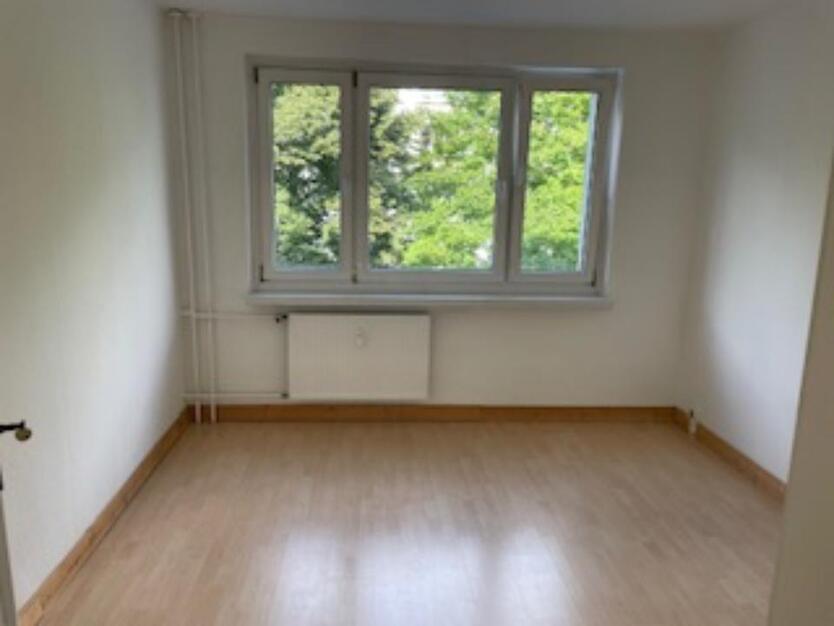 3-Zimmer Wohnung Badewanne, Balkon, WG, Medizinstudenten, 500€