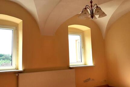 3R-Wohnung MaisonetteMansarde 54 qm, Dachgeschoß, im Zentrum von Kohren-Salis 3 zimmer