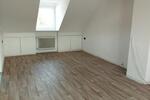 Dachgeschoßwohnung Lage - 3 Zimmer, 77 m&sup2;, 650&euro; | Angebot:25867954