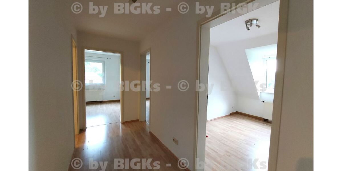 BIGKs: Suhl am Klinikum: 2-3-Zimmer Wohnung,separate Küche (-;) 2 zimmer