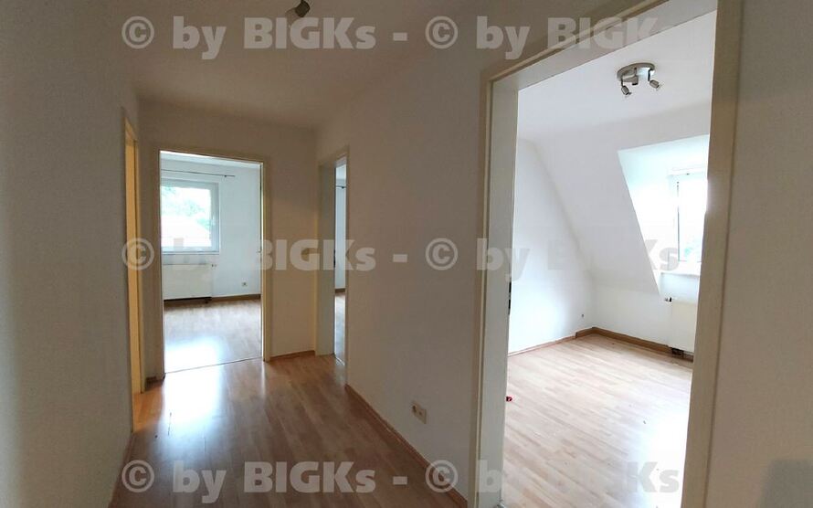 BIGKs: Suhl am Klinikum: 2-3-Zimmer Wohnung,separate Küche (-;) 2 zimmer