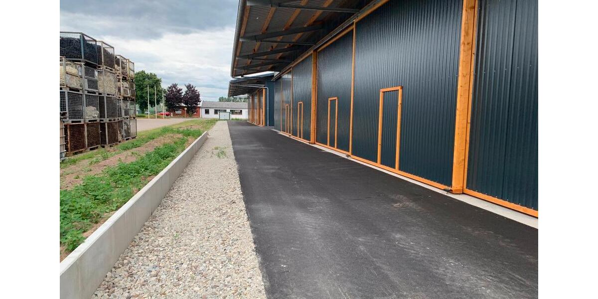 LagerhalleGewerbehalleMiethalle(648m², 2x324m²) zimmer