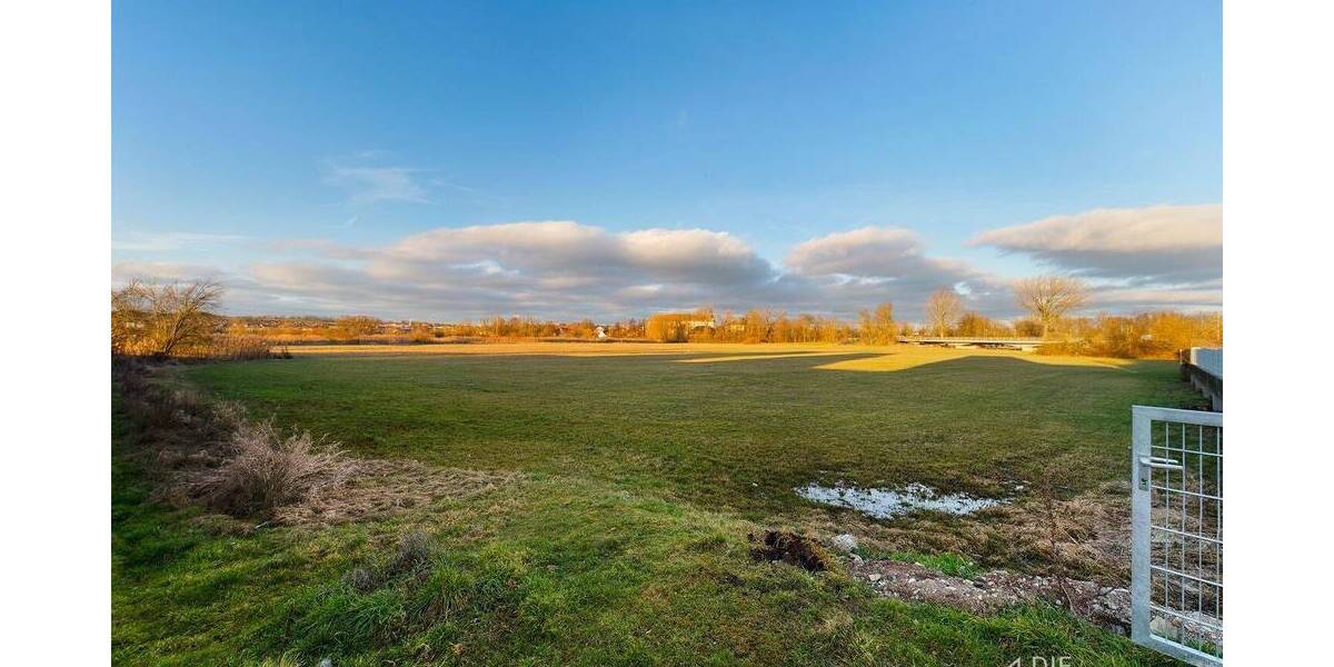 Reihenmittelhaus Höchstadt - 5 Zimmer, 146 m&sup2;, 1.340&euro; | Angebot:26786759