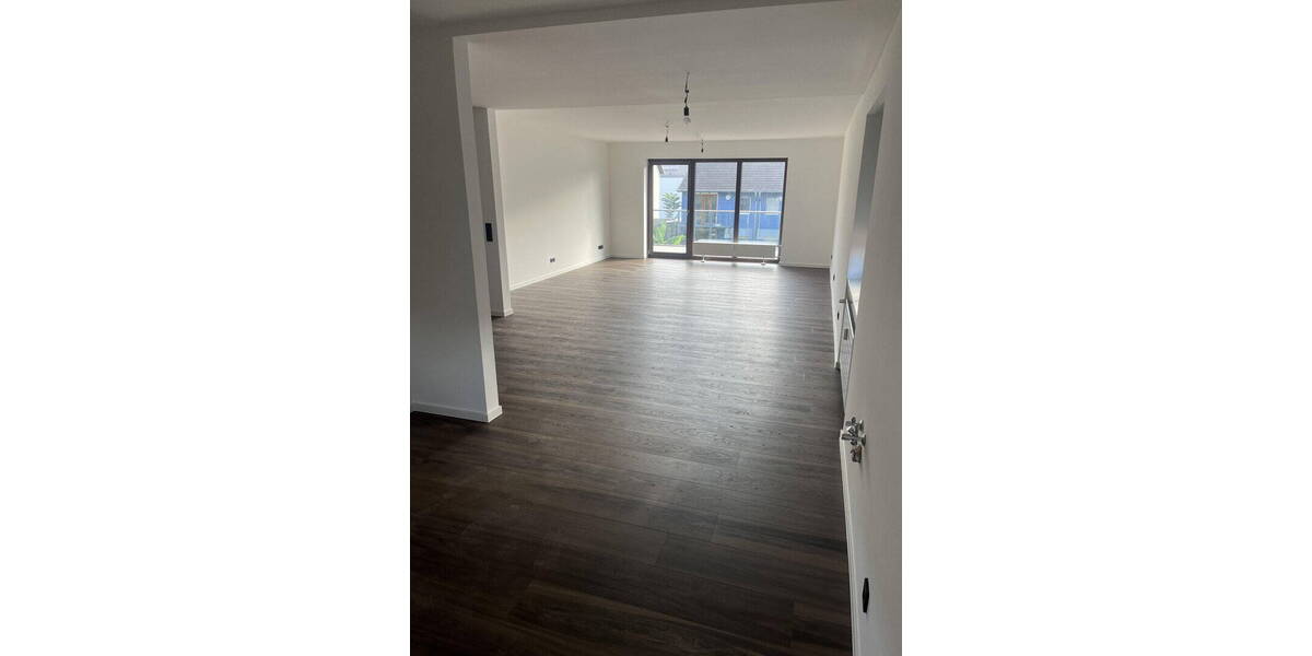 Etagenwohnung Mannheim Sandhofen - 3 Zimmer, 115 m&sup2;, 1.380&euro; | Angebot:26762618
