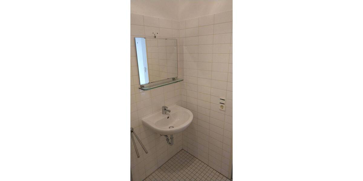 Etagenwohnung Pirna Copitz - 2 Zimmer, 42 m&sup2;, 410&euro; | Angebot:24485675