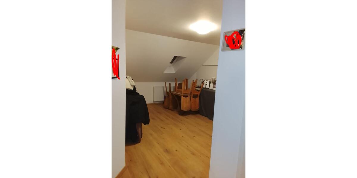 Dachgeschoßwohnung Saarbrücken Brebach-Fechingen - 2 Zimmer, 57 m&sup2;, 550&euro; | Angebot:24860176