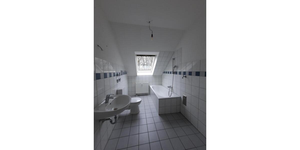 Dachgeschoßwohnung Marl - 3.5 Zimmer, 69 m&sup2;, 396&euro; | Angebot:24620526