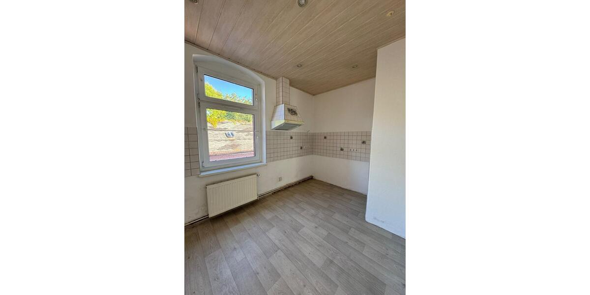 Etagenwohnung Waldheim - 3 Zimmer, 90 m&sup2;, 450&euro; | Angebot:24598527
