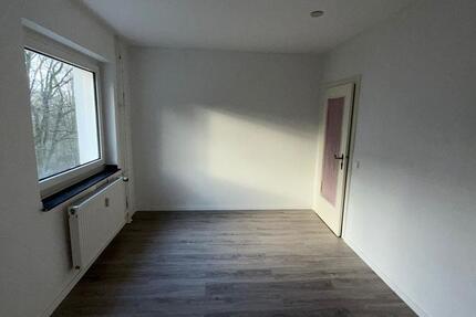 Wohnung Elsterwerda - 2 Zimmer, 56 m&sup2;, 350&euro; | Angebot:26677796