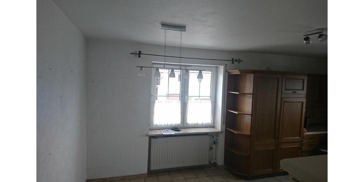 Etagenwohnung Ursensollen - 3 Zimmer, 130 m&sup2;, 860&euro; | Angebot:26294865