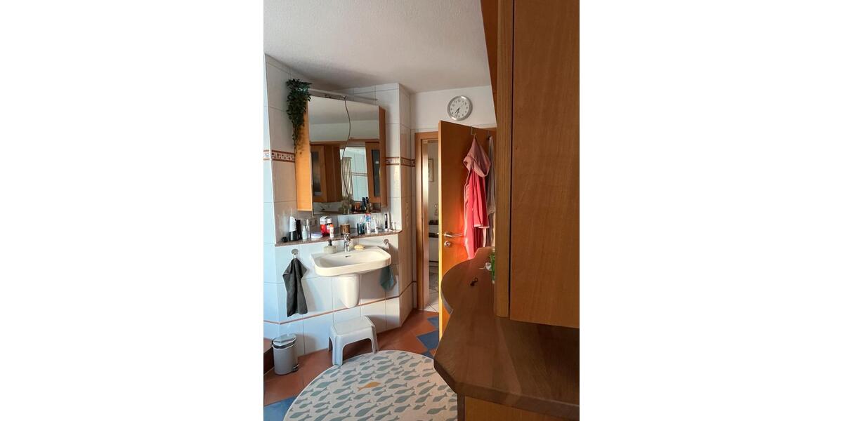 Etagenwohnung Marburg Biegenviertel - 3 Zimmer, 83 m&sup2;, 1.000&euro; | Angebot:26362174
