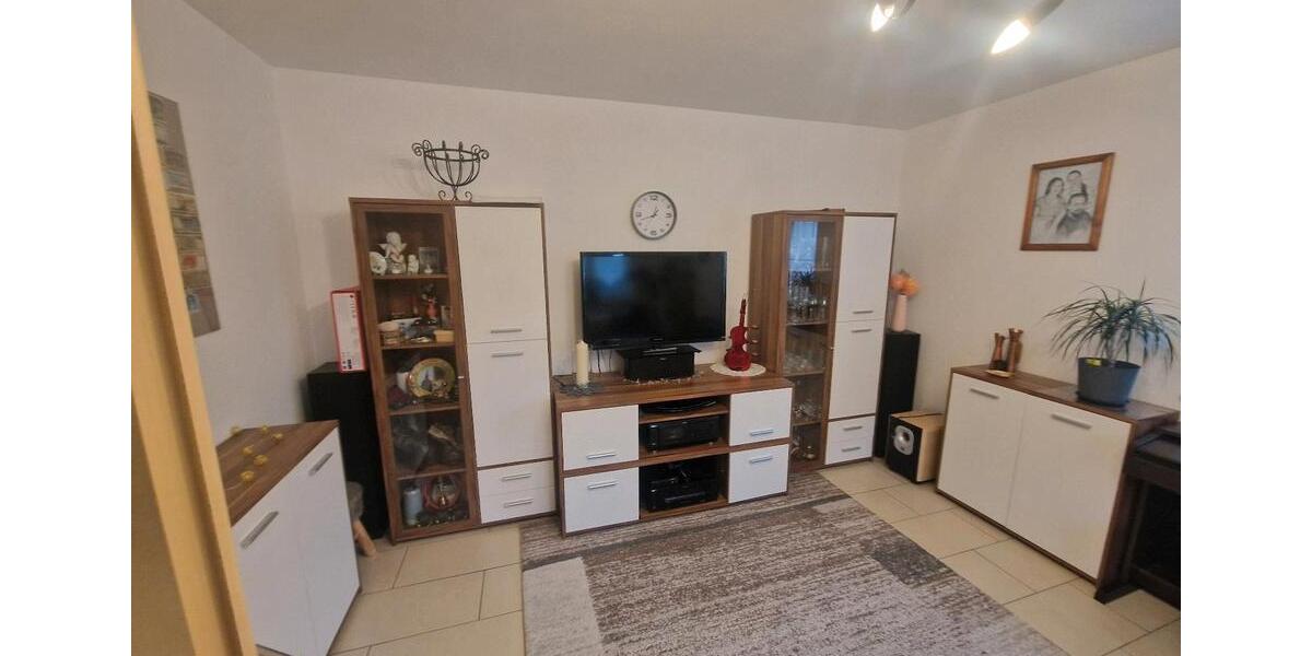 Etagenwohnung Hadamar - 3 Zimmer, 85 m&sup2;, 1.100&euro; | Angebot:24806181